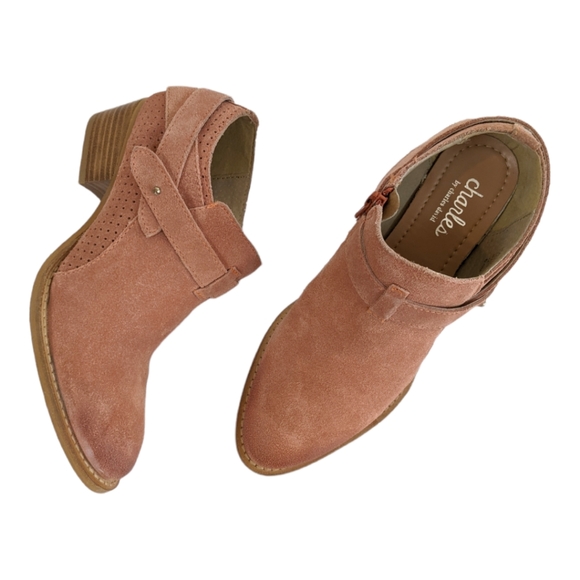 Charles by Charles David Yesenia Suede Leather Paprika Pink Booties - Picture 2 of 9